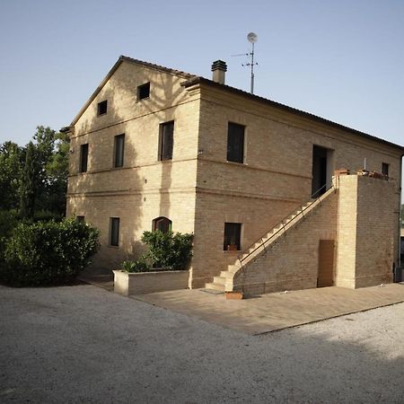 Maison d'hôtes Agriturismo La Fonte Di San Girio à Potenza Picena Extérieur photo
