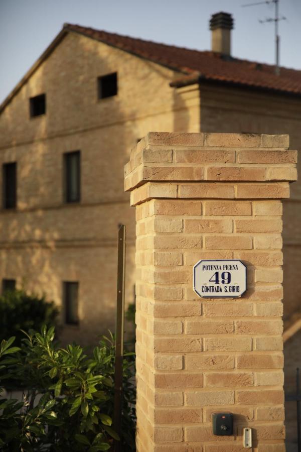 Maison d'hôtes Agriturismo La Fonte Di San Girio à Potenza Picena Extérieur photo