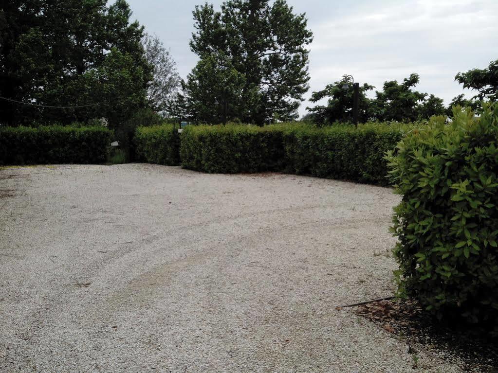 Maison d'hôtes Agriturismo La Fonte Di San Girio à Potenza Picena Extérieur photo